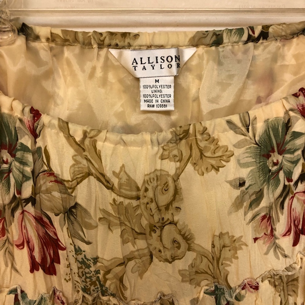 Allison Taylor Skirt - Picture 3 of 8